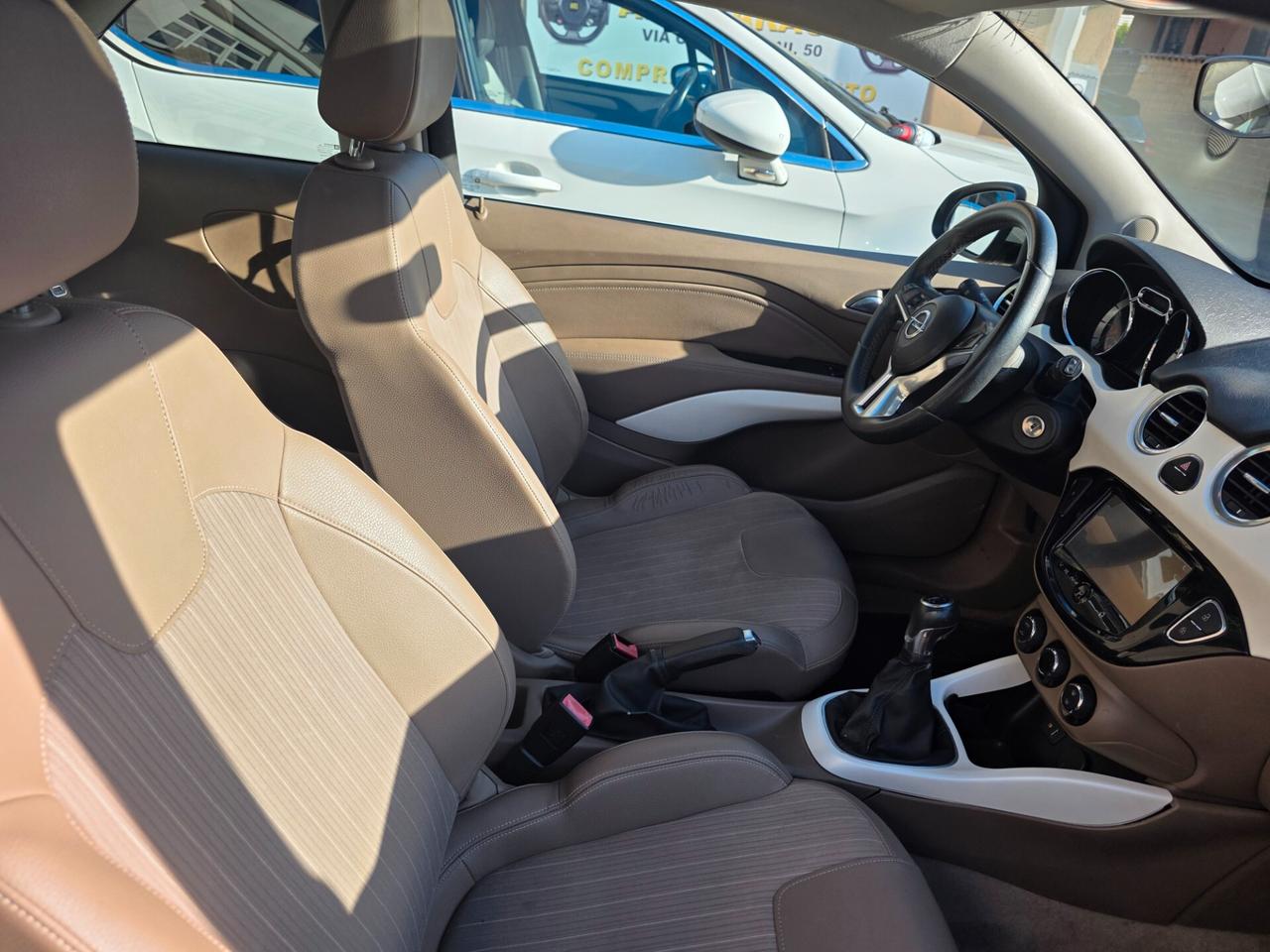 Opel Adam 1.2 70 CV Jam