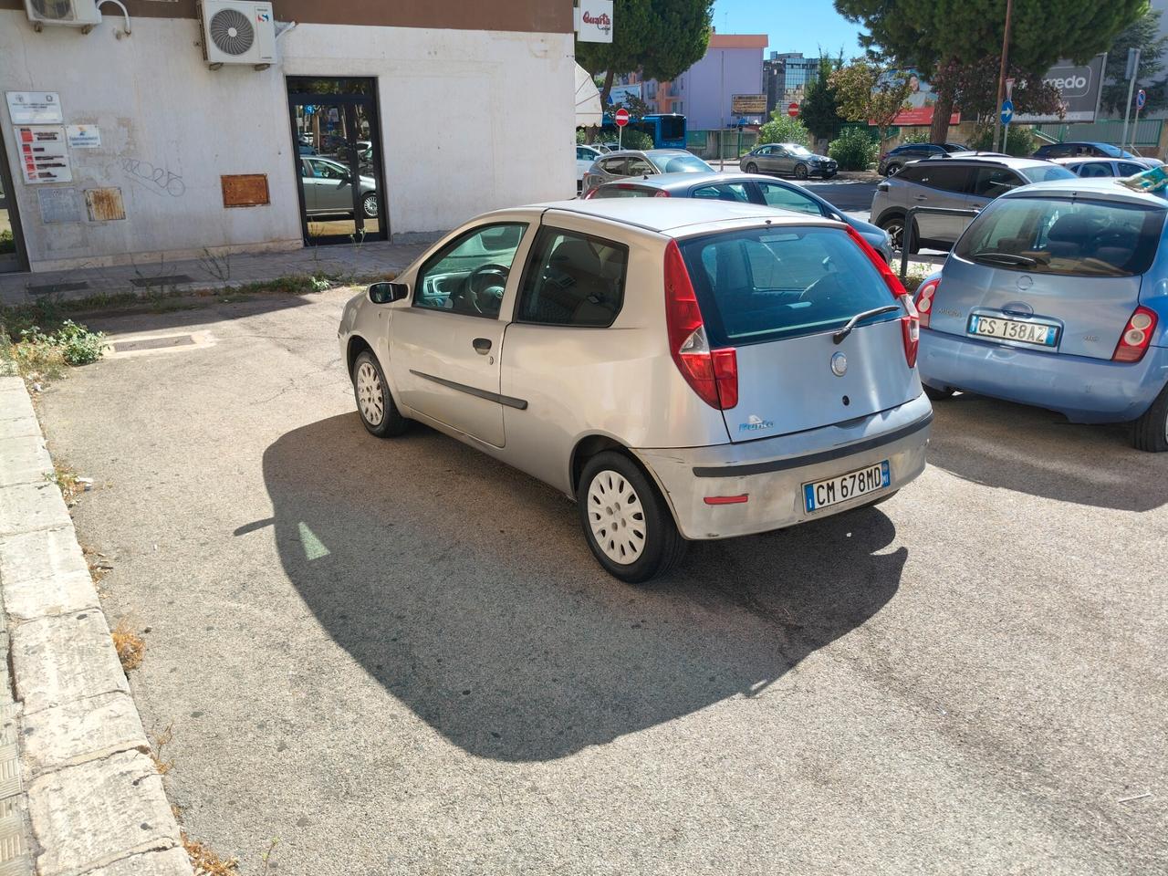Fiat Punto 1200 benzina perfetta a poco prezzo