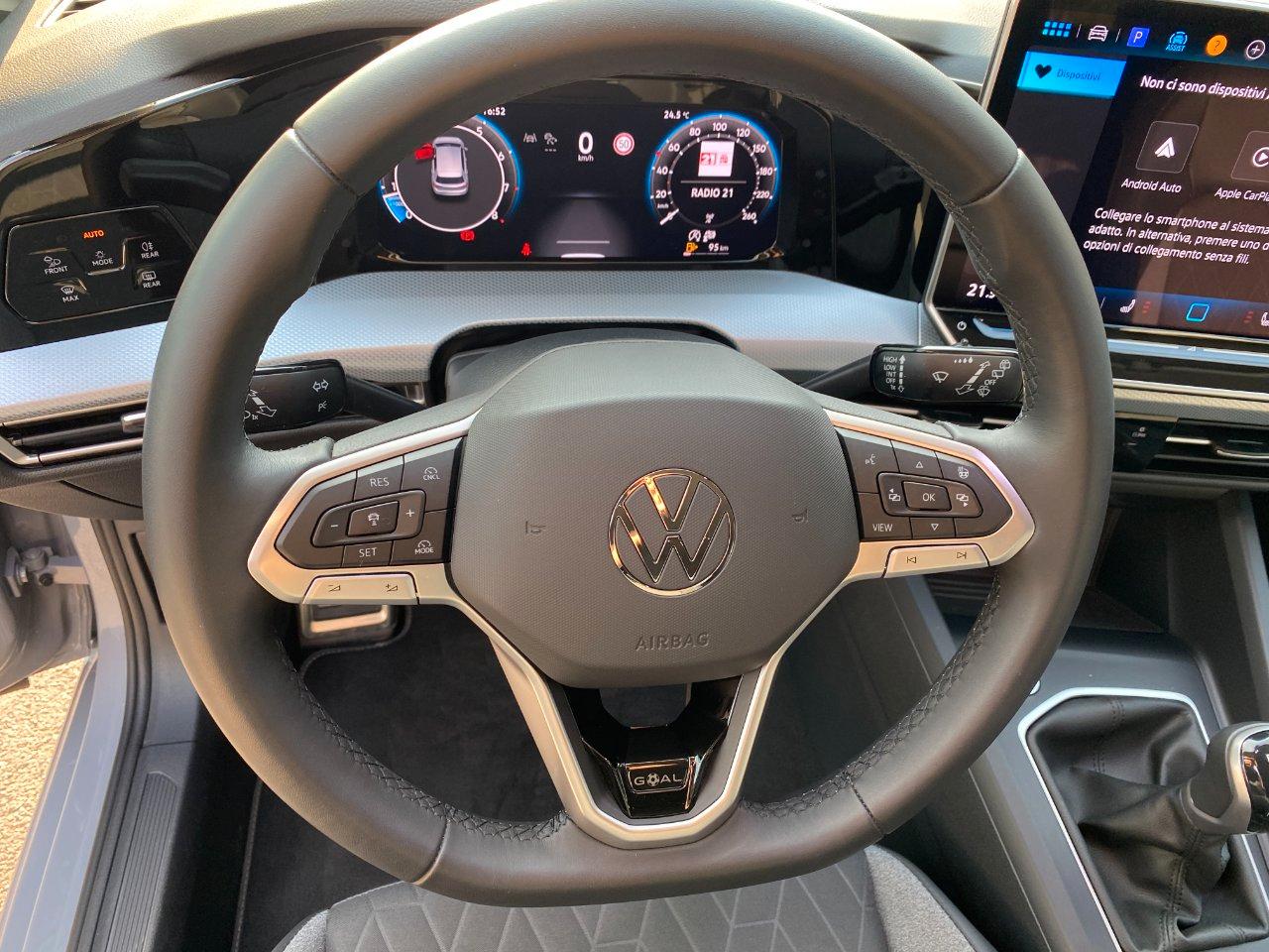 Volkswagen Golf 1.5 TSI 116 CV LIFE GOAL, WINTER PACK, FARI LED, CARPLAY, LUCI AMBIENTE