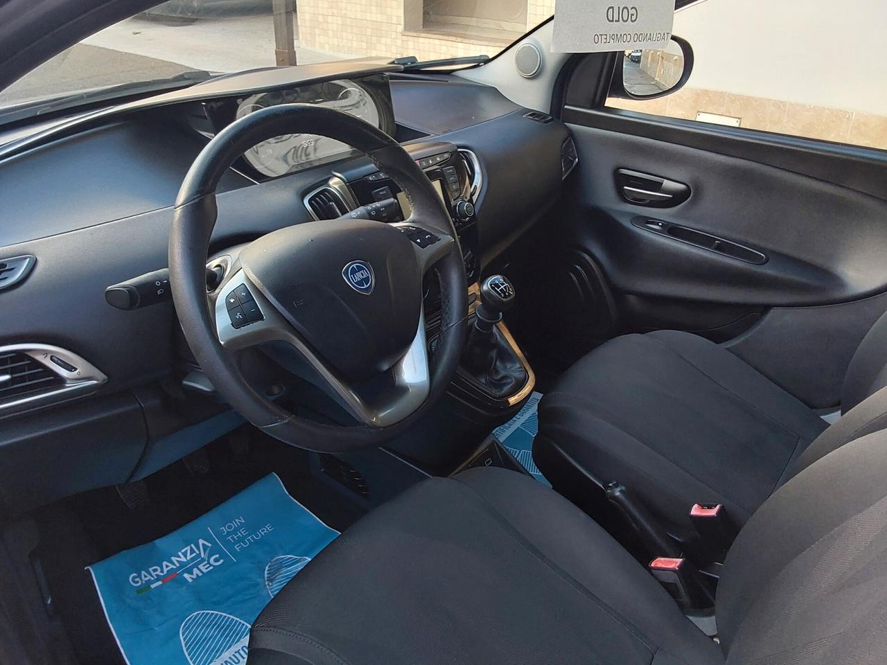 Lancia Ypsilon 1.2 69 CV GPL Ecochic Gold