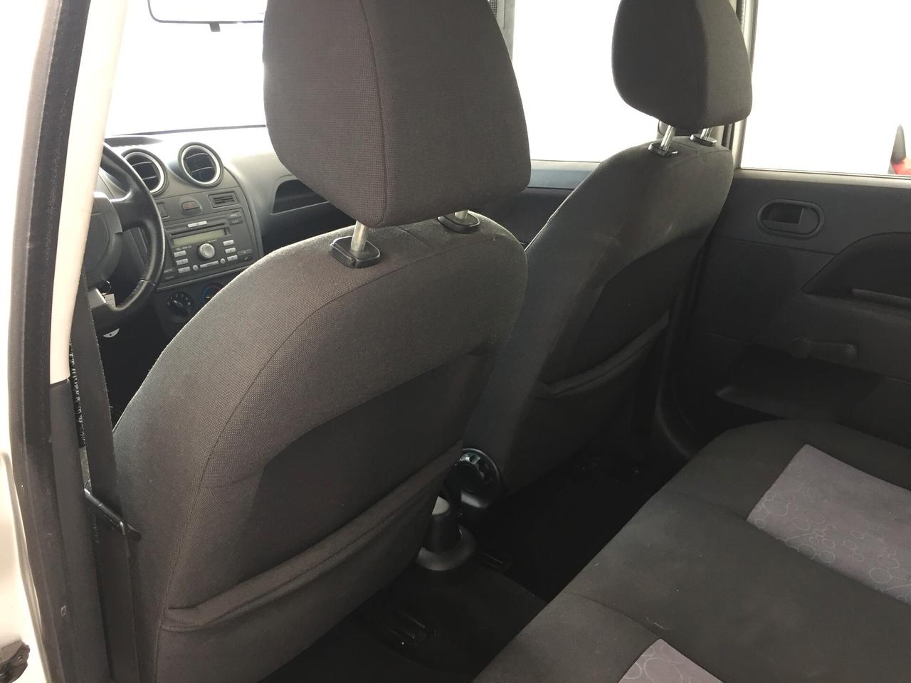 Ford Fiesta 1.2 16V 5p. Titanium