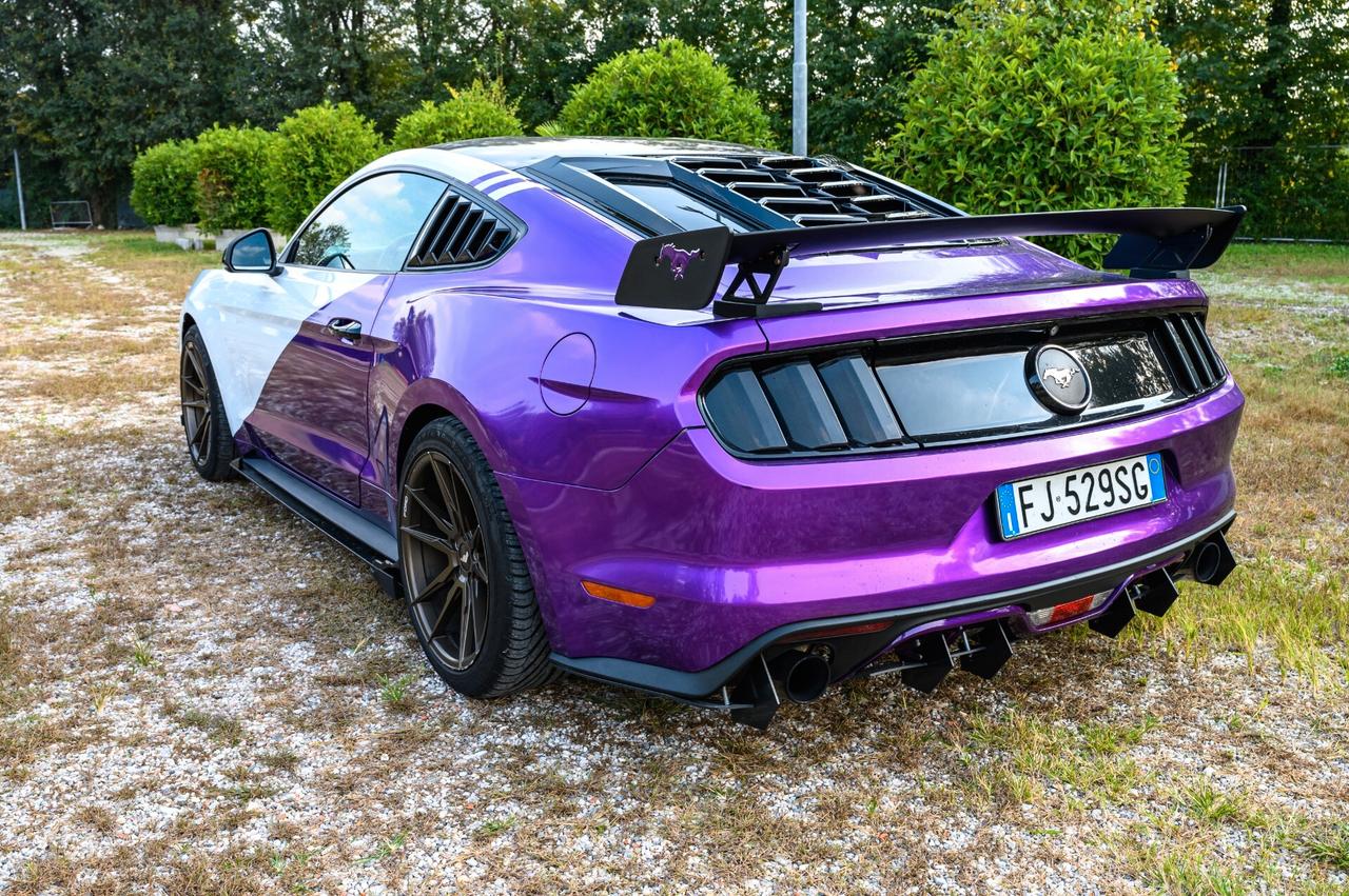 Ford Mustang 2.3 Ecoboost Europea non import