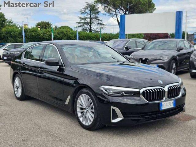 BMW 520 Serie 5 G30 2020 Berlina 520d mhev 48V Luxury auto
