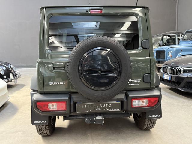 SUZUKI Jimny 1.5 5MT Top