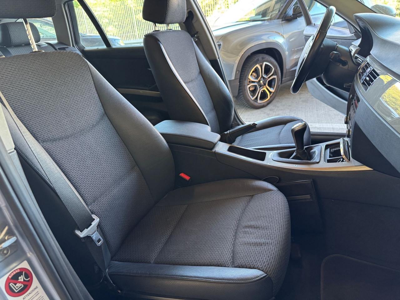 Bmw 320d 4x4 Touring Futura euro 5 - 2011