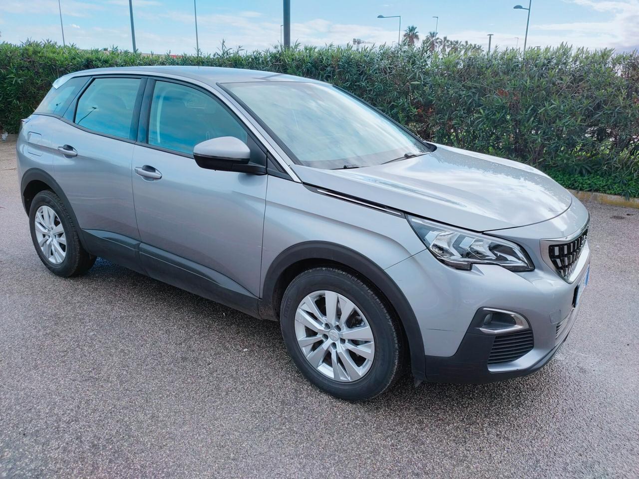 Peugeot 3008 BlueHDi 130 S&S Business