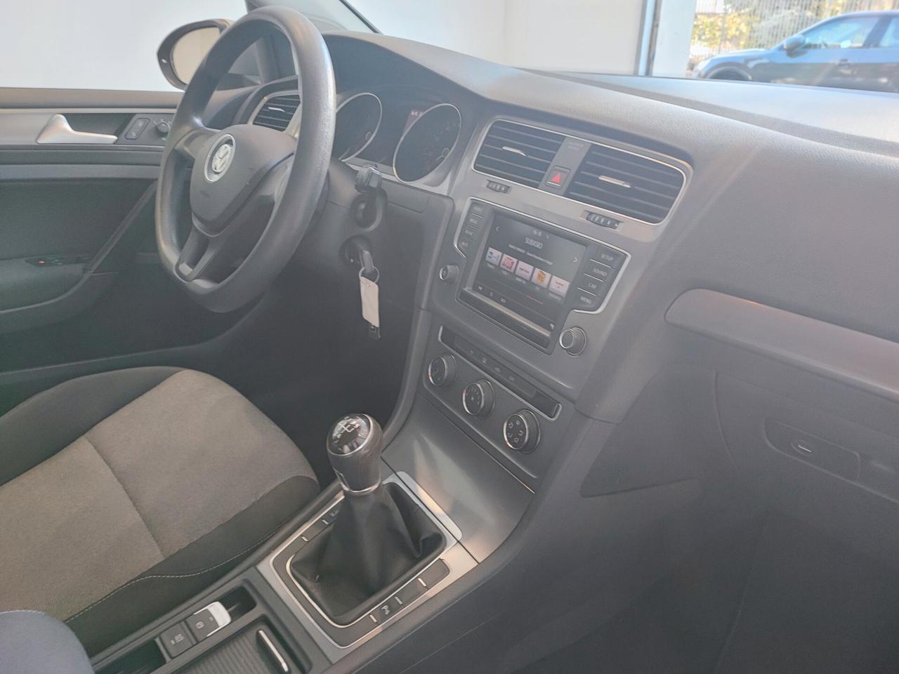 Volkswagen Golf 1.6 TDI 5p. Trendline BlueMotion Technology