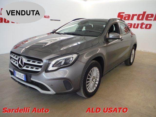 MERCEDES-BENZ GLA 180 d Business.