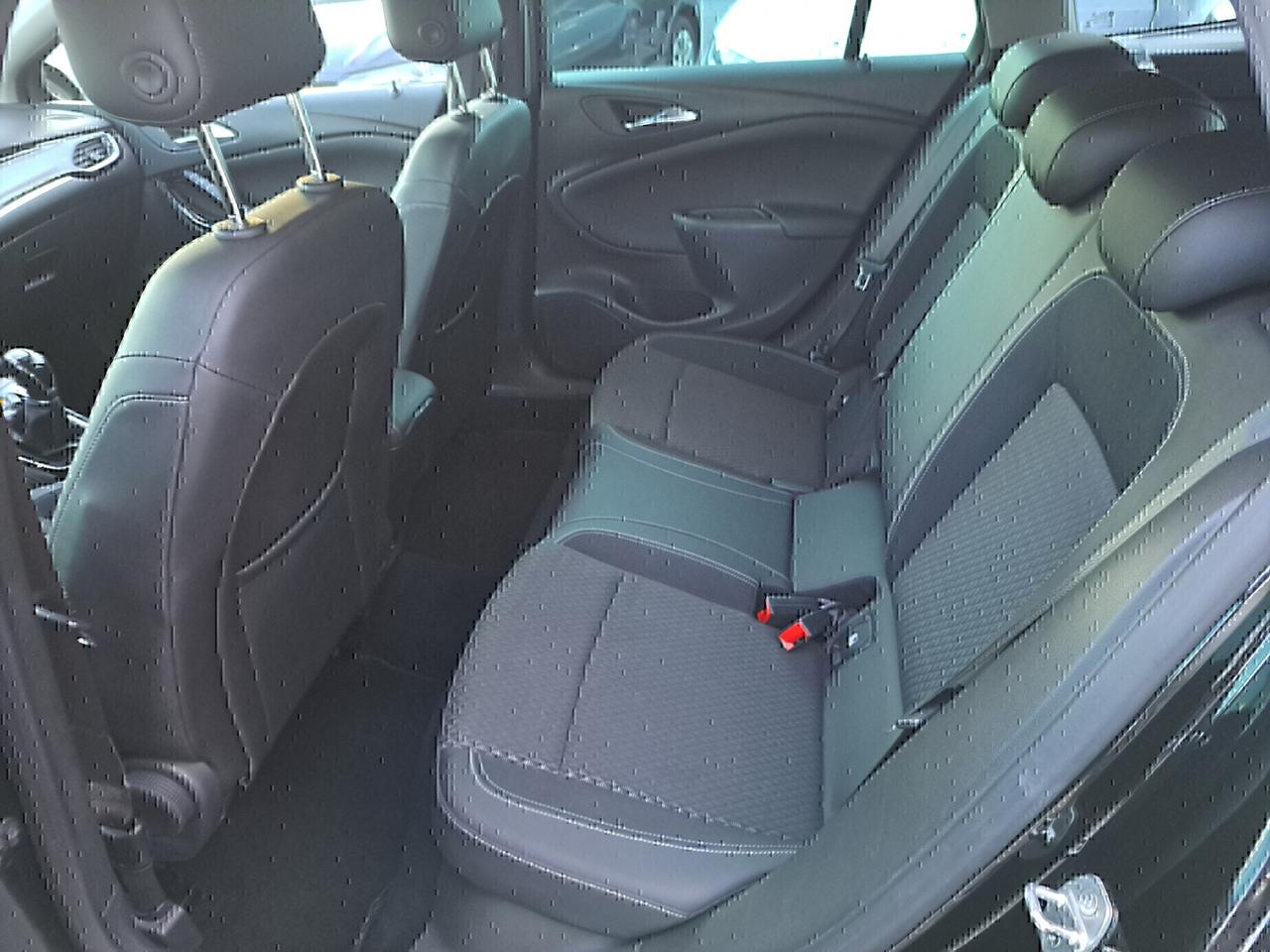 Opel Astra 1.6 CDTi 110CV Sports Tourer Innovation