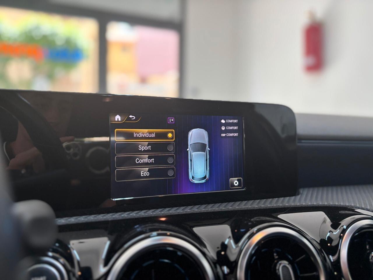 Mercedes-benz A 180d Automatic Business Extra