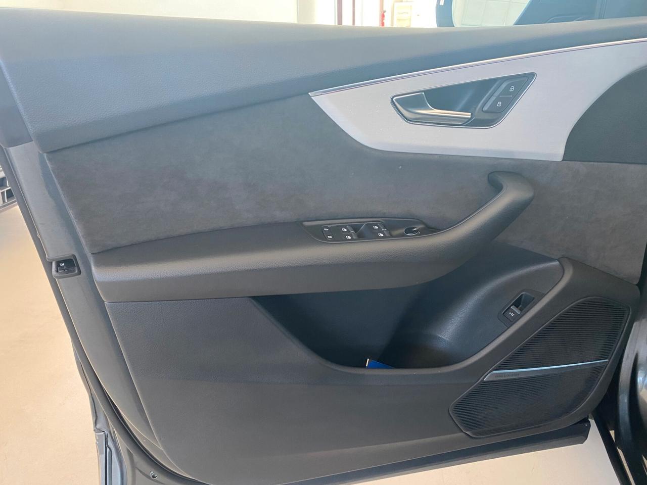 Audi Q8 50 TDI 286 CV quattro tiptronic Sport