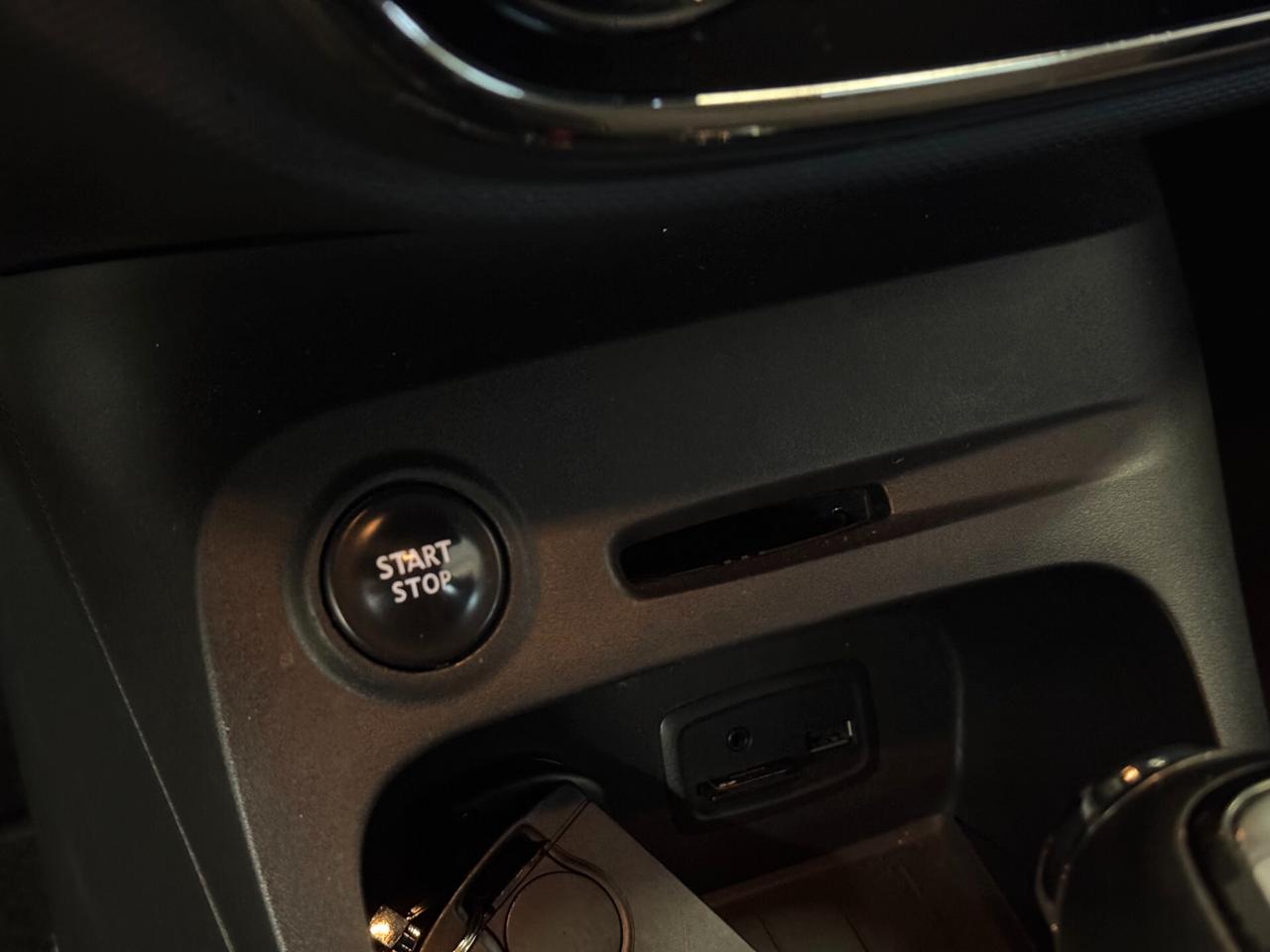 RENAULT CAPTUR 1.5cc 90CV DIESEL AUTO NEOPATENTATI