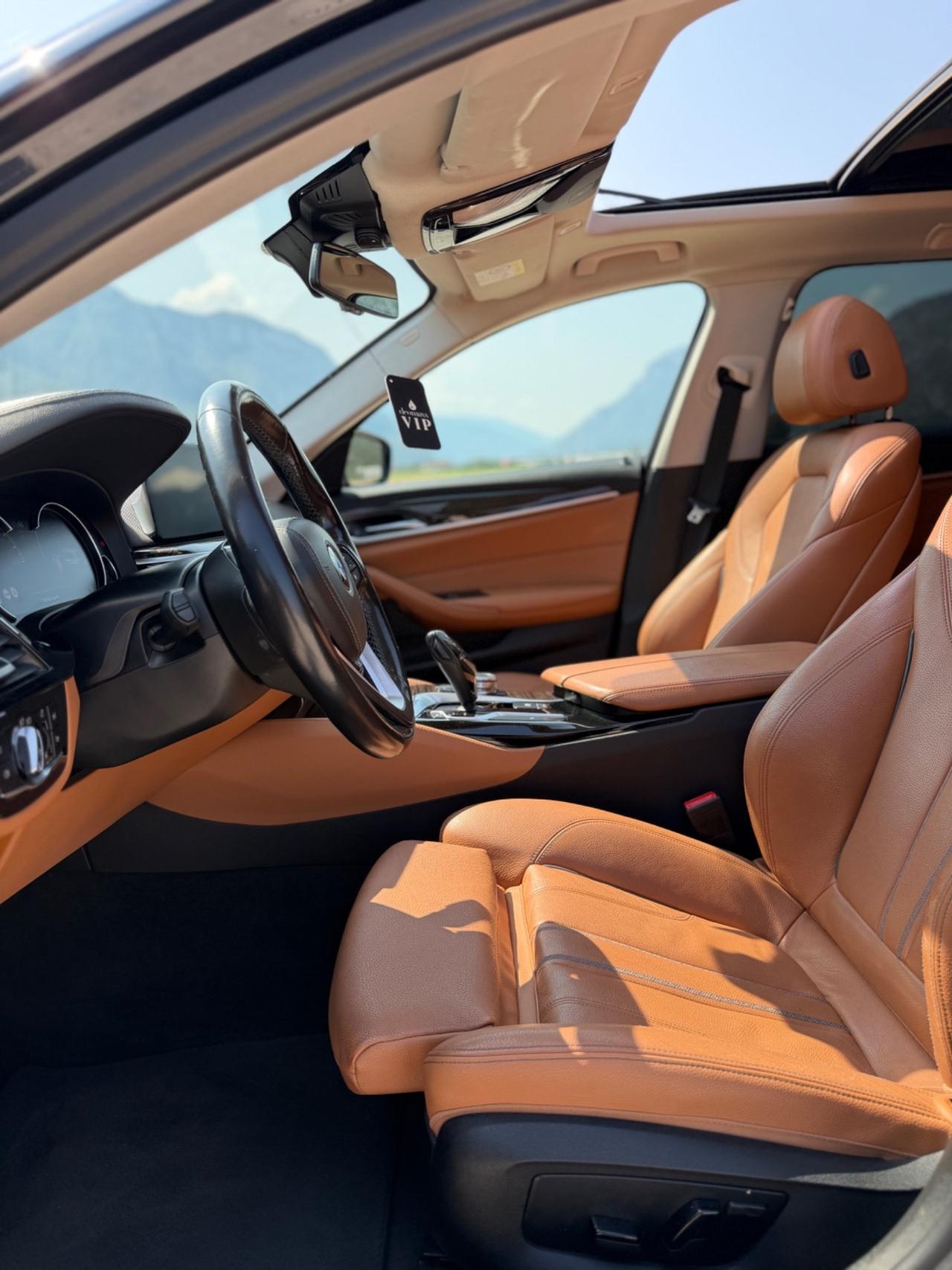 Bmw 520 520d Touring Luxury X-Drive