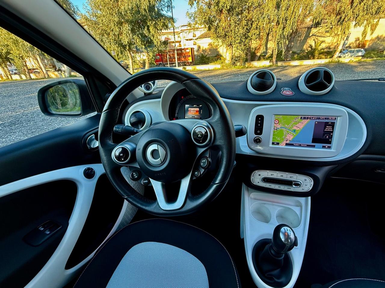 SMART FORFOUR 70 1.0 PASSION