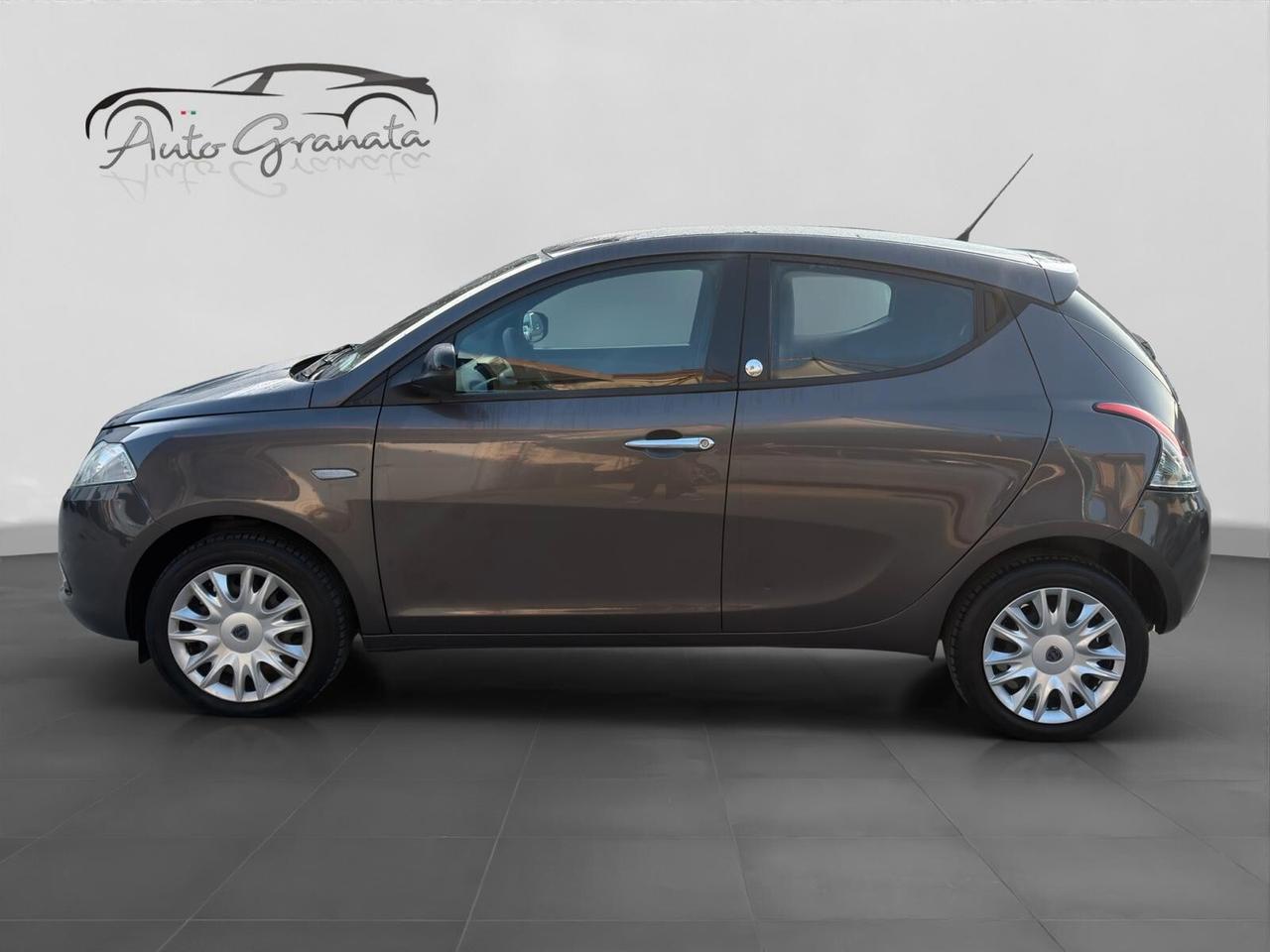 Lancia Ypsilon 1.2 69cv GPL Ecochic Gold