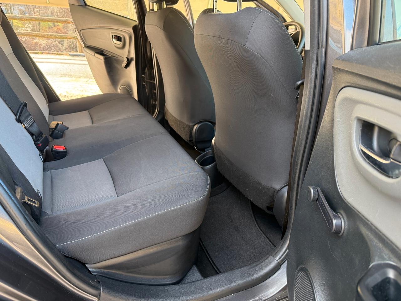 Toyota Yaris 1.5 Hybrid 5 porte Business 73cv