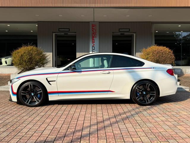 BMW M4 Coupé | M PERFOMANCE | FULL CARBON SPEC