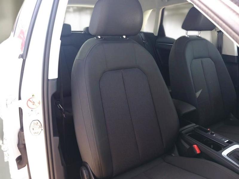 AUDI Q3 45 TFSI e S tronic Business