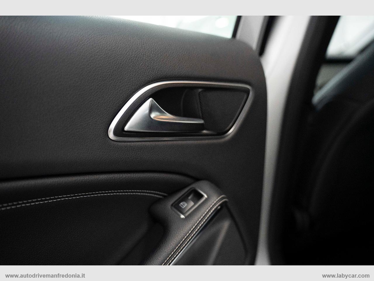 MERCEDES-BENZ GLA 220 CDI Automatic Premium