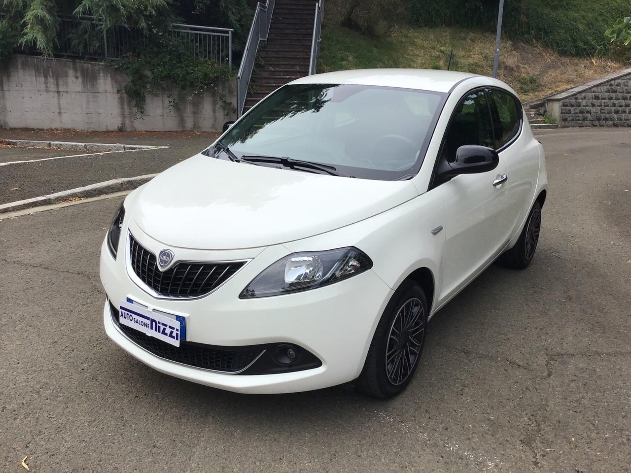 Lancia Ypsilon 1.0 FireFly 5 porte S&S Hybrid Gold