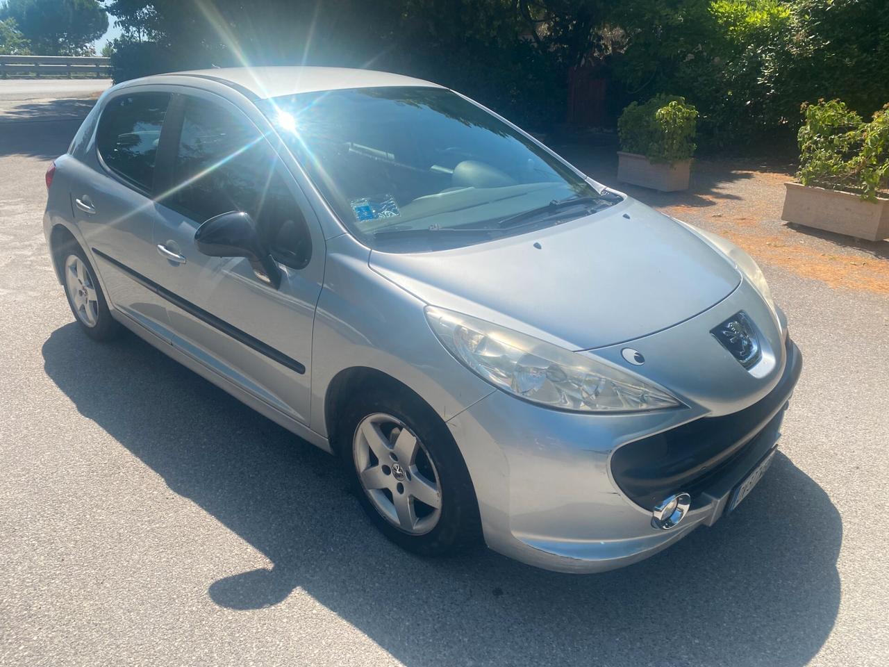 Peugeot 207 1.4 8V 75CV 5p. Energie Sport ECO GPL
