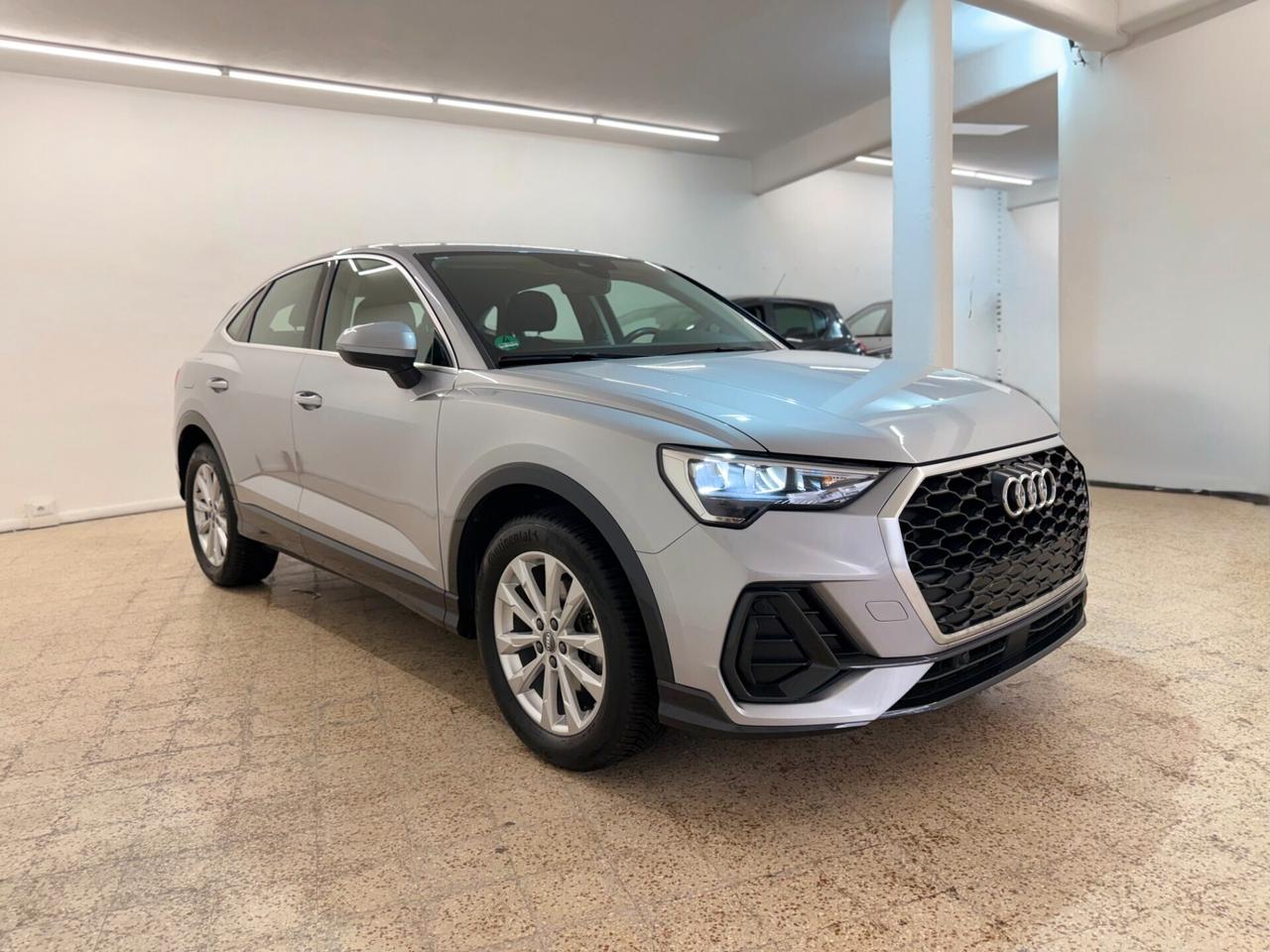Audi Q3 SPB 35 TFSI S tronic line edition