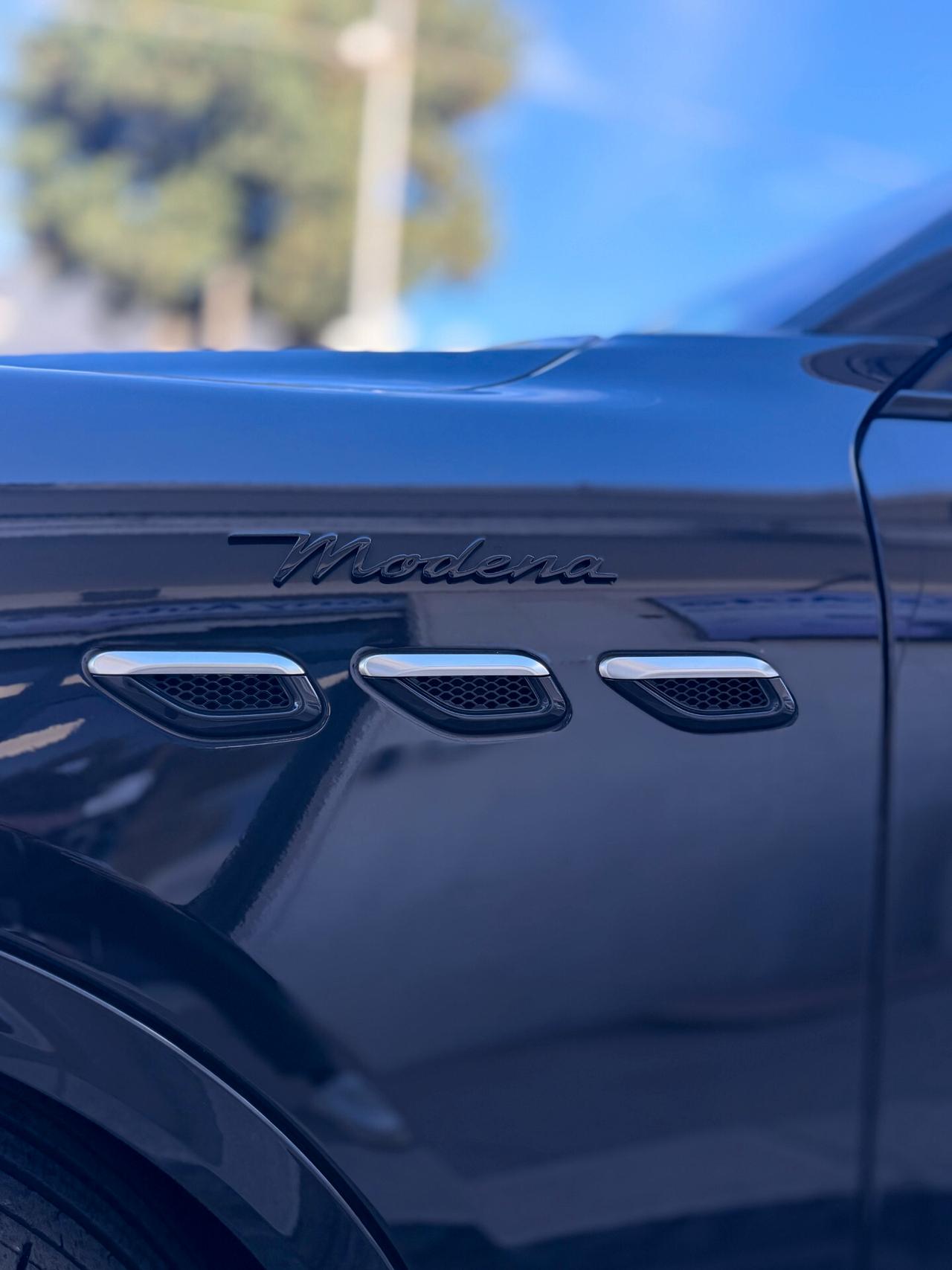 Maserati Grecale MHEV BENZINA/ELETTRICA 330 CV Modena TETTO APRIBILE,TELECAMERA 360,APPLE CARPLAY,NAVI