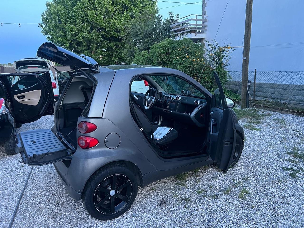 Smart ForTwo 700 coupé pure (45 kW)