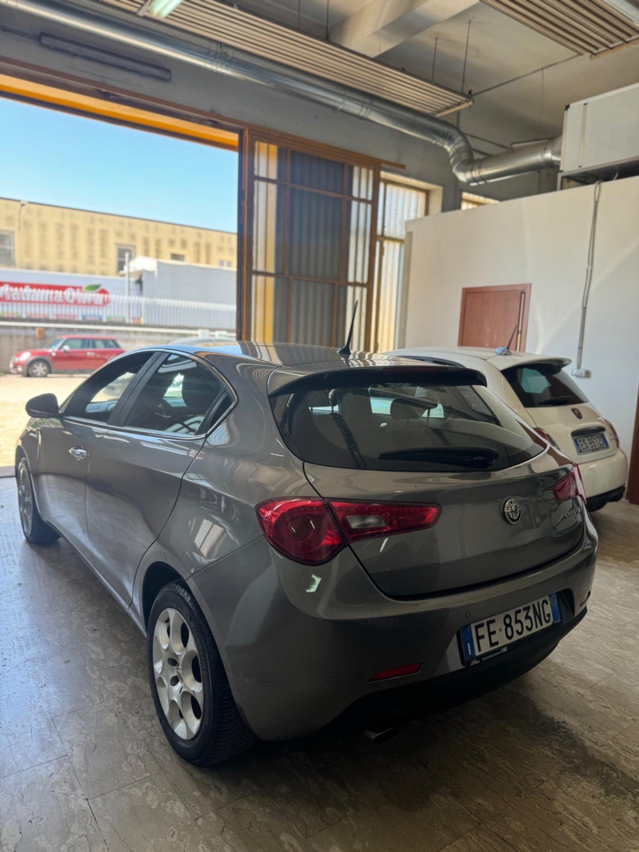 Alfa Romeo Giulietta 1.6 JTDm-2 120 CV Business