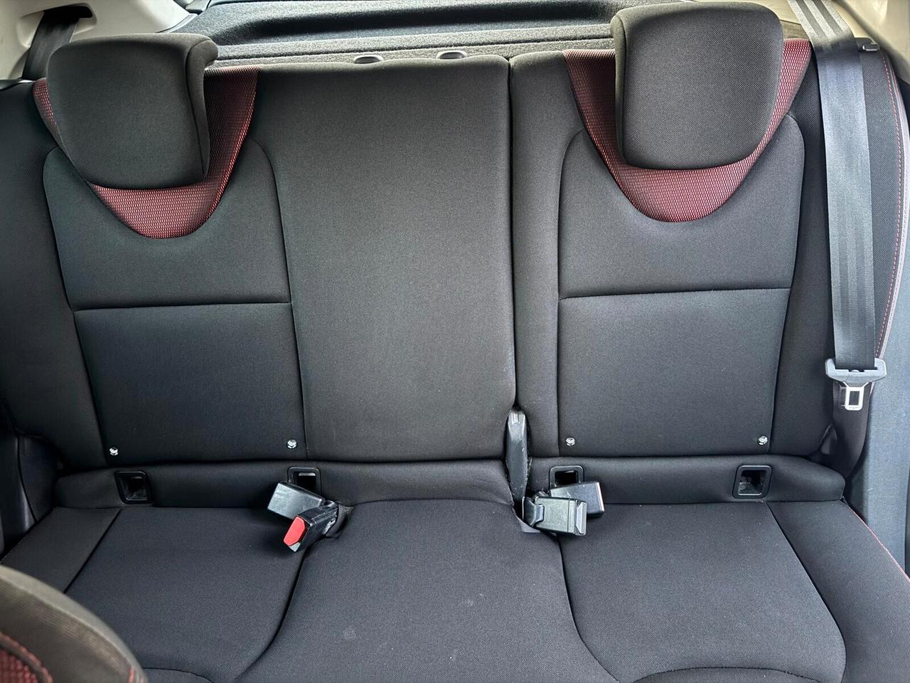 Renault Clio 1.2 75CV 5 p INTENS NEOPATEN GARANZIA 12 MESI
