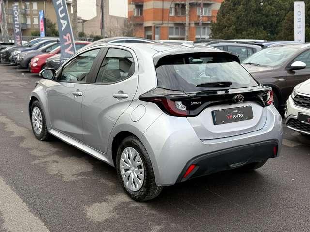 Toyota Yaris 1.5h MHEV Active promo fin