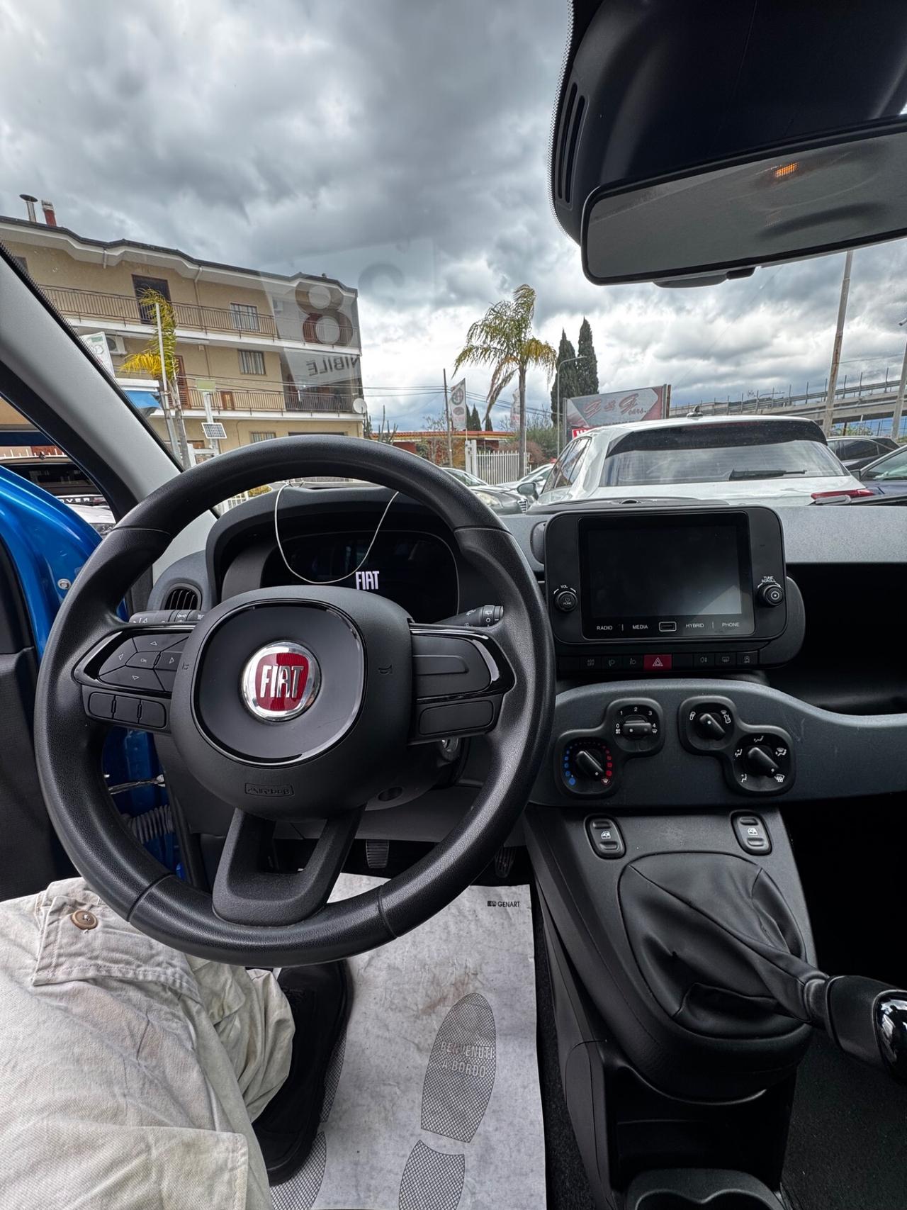 Fiat Panda 1.0 FireFly S&S Hybrid Pandina