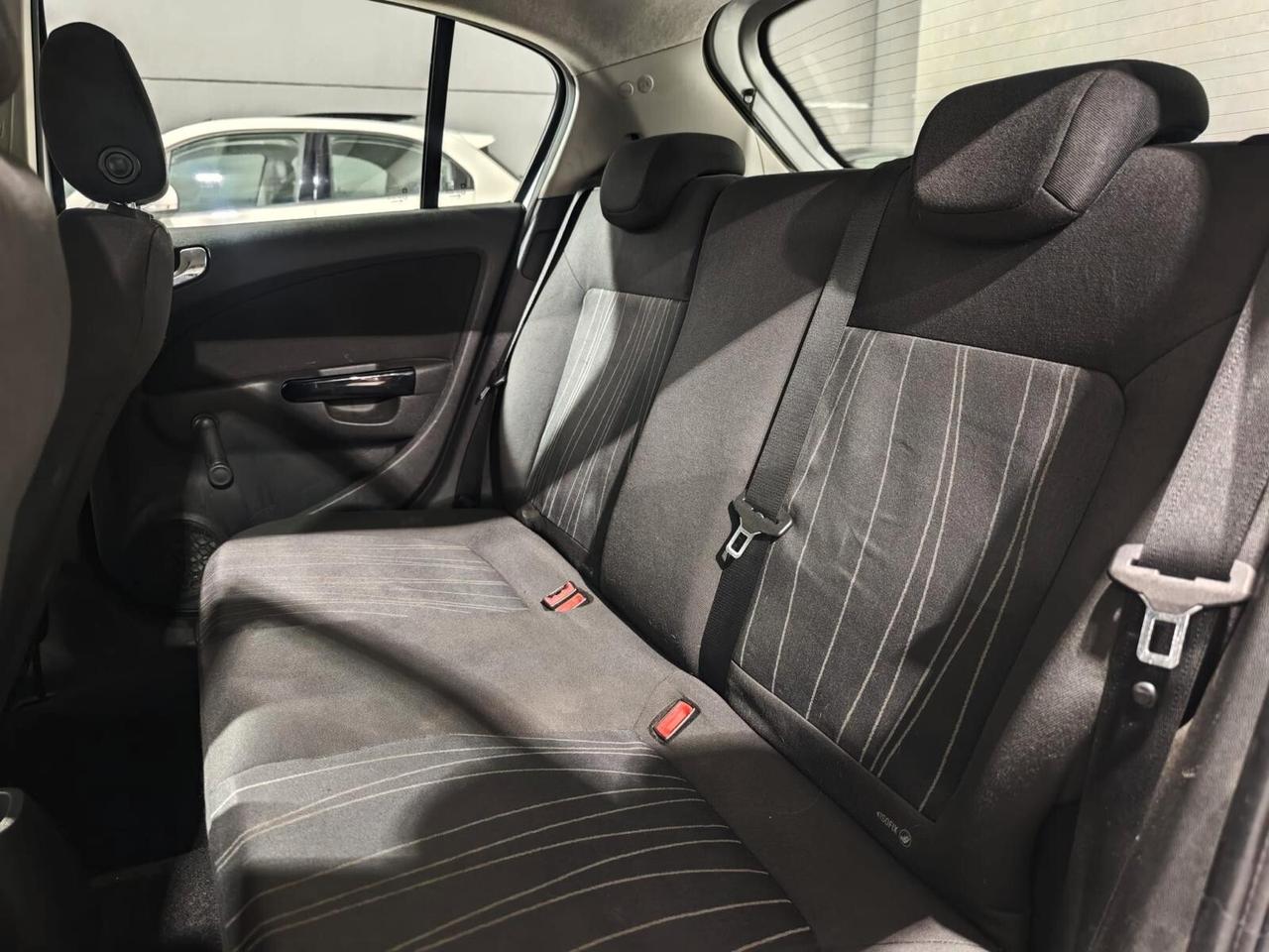 Opel Corsa Benzina Neopatentati