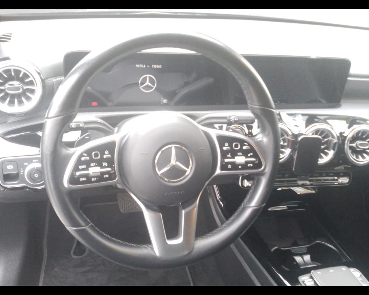 Mercedes-Benz Classe A (W177) - A 180 d Automatic Sport