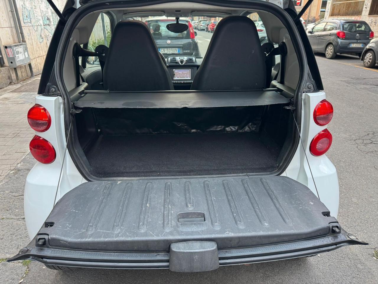 Smart ForTwo 1000 52 kW MHD coupé passion