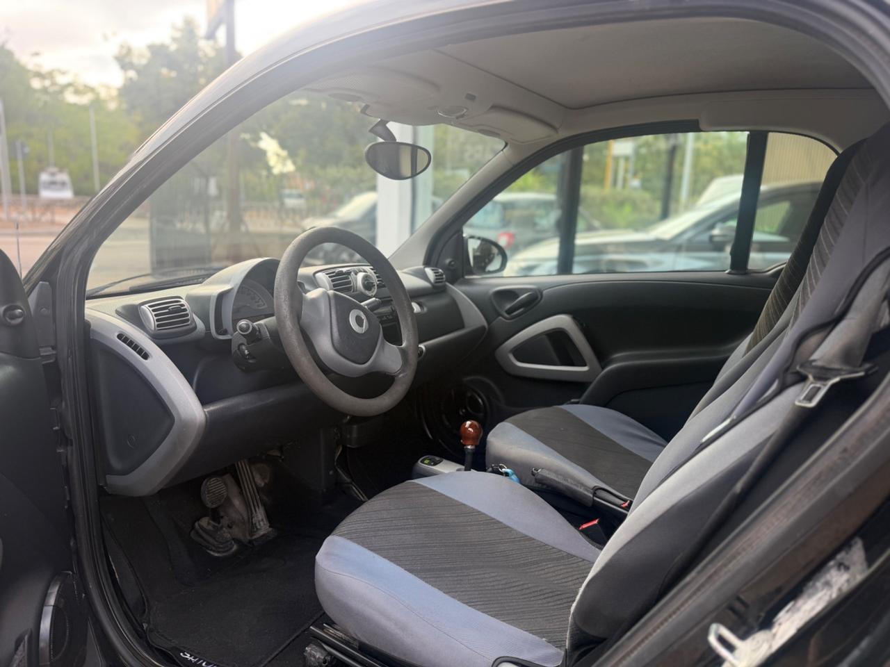 Smart ForTwo 1000 52 kW coupé pure