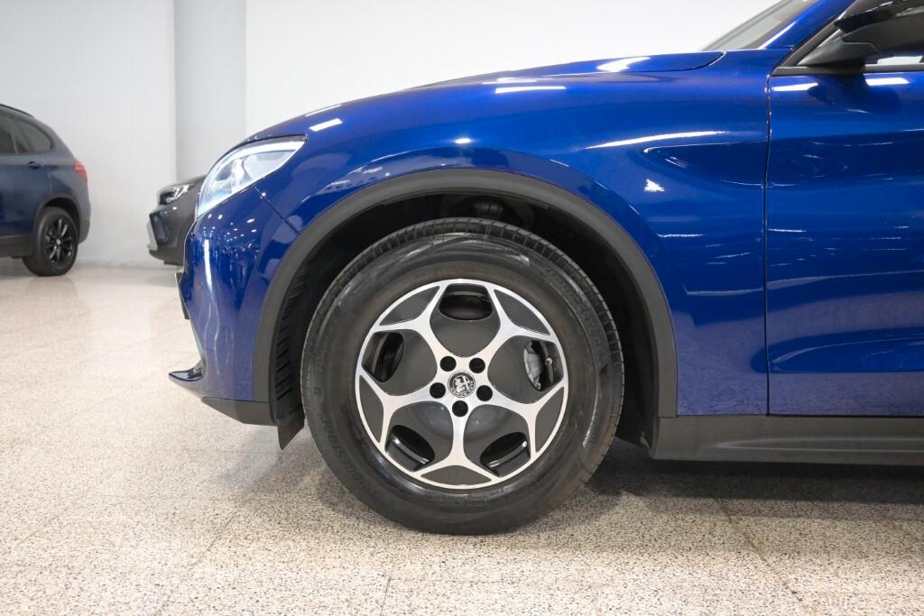 Alfa Romeo Stelvio 2.2 Turbodiesel 160 CV AT8 RWD Super Business