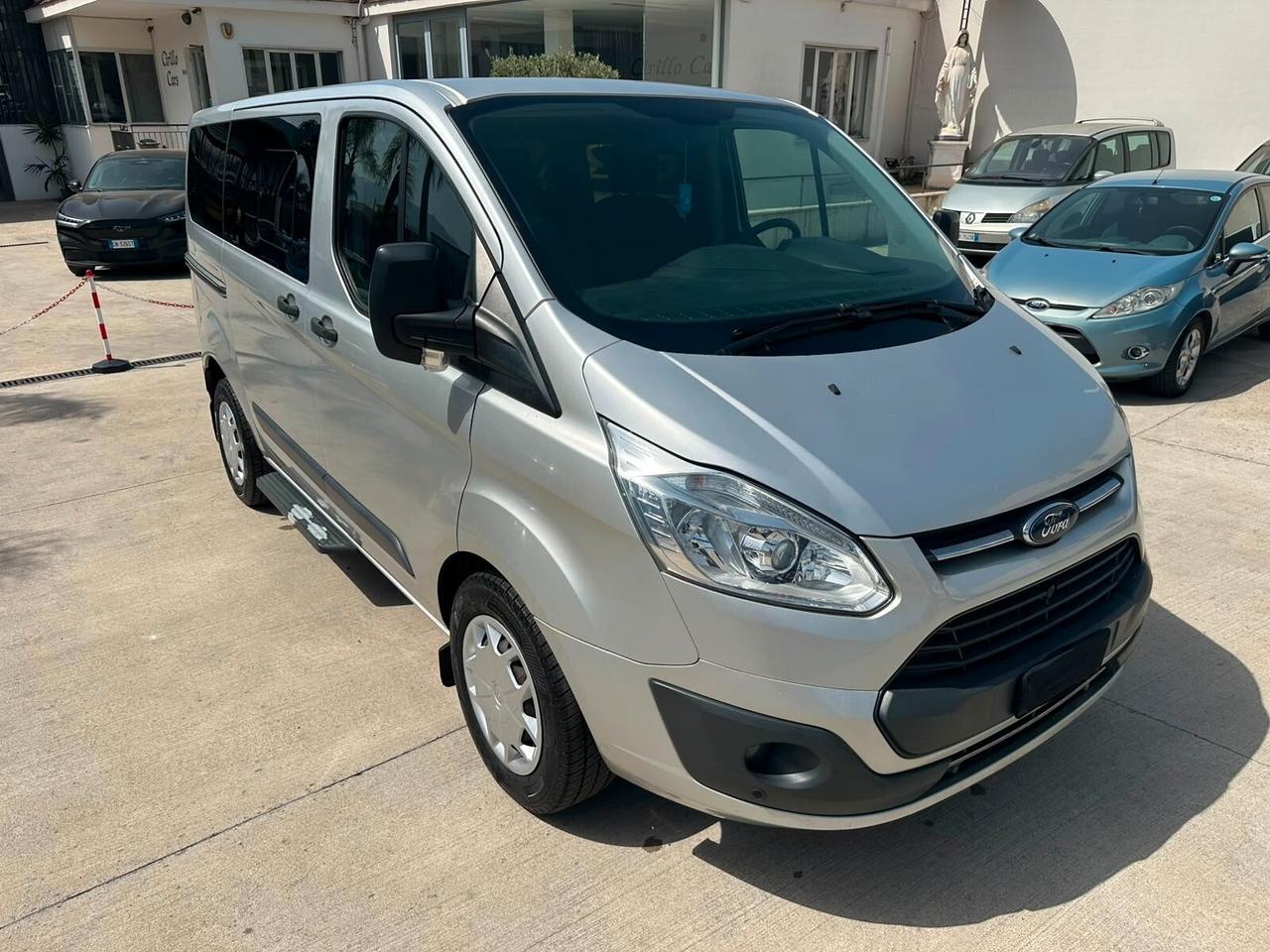 Ford Tourneo Custom 2.0 TDCi 130CV 9 POSTI