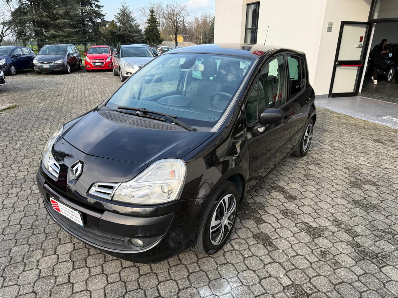 Renault Modus 1.2 b.|NEOPATENTATI