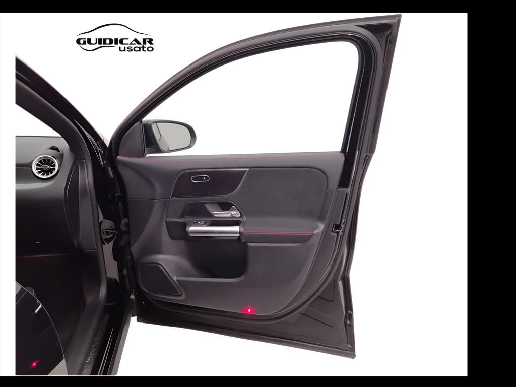 Mercedes-Benz GLA-H247 2023 - GLA 200 d AMG Line Advanced Plus auto