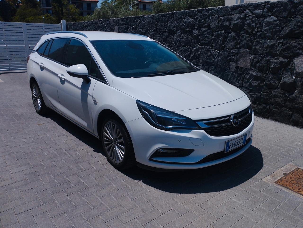Opel Astra 1.6 CDTi 110CV Start&Stop Sports Tourer Business