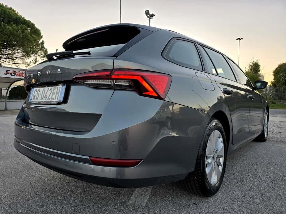 Skoda Octavia 2.0 TDI EVO SCR 150 CV DSG Wagon Executive