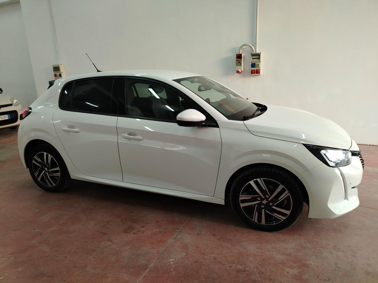 Peugeot 208 BlueHDi 100 Stop&Start 5 porte Allure Navi Pack