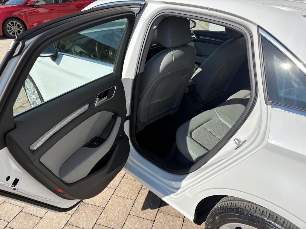Audi A3 Sedan 1.6 TDI Design