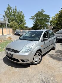 Ford Fiesta 1.4. Ghia CAMBIO AUTOMATICO