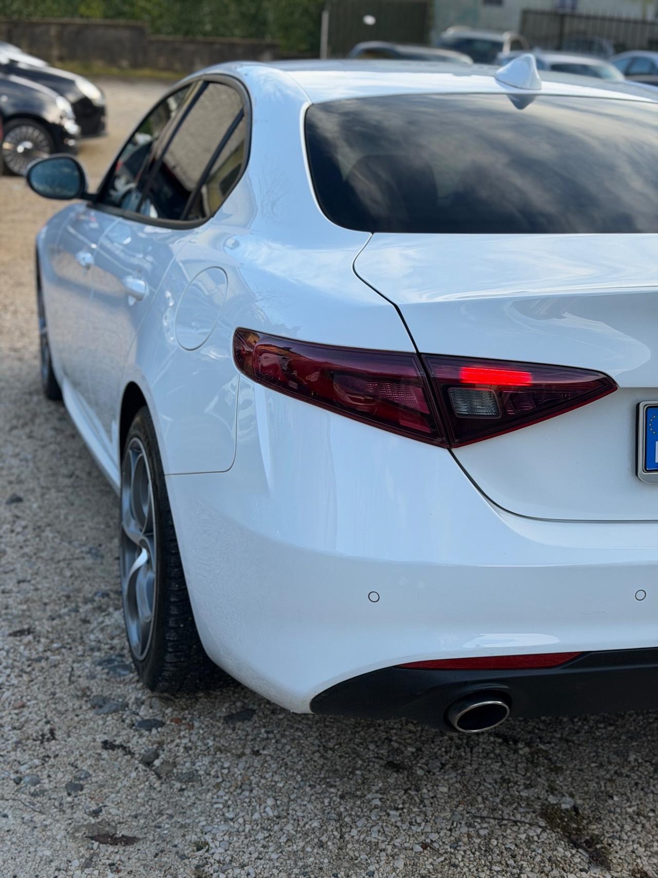 Alfa Romeo GIULIA 2.2d 150 CV SUPER KMCERT GARANZ