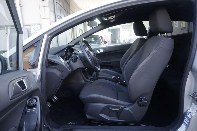 Ford Fiesta Ford Fiesta 1.5 TDCi 75CV 3 porte ST-Line 55KW ANNO 2017