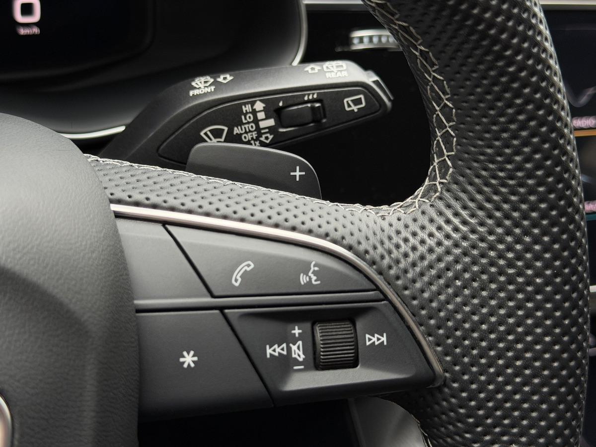 New Audi Q8 50TDI Quattro S-line Identity Black 286CV