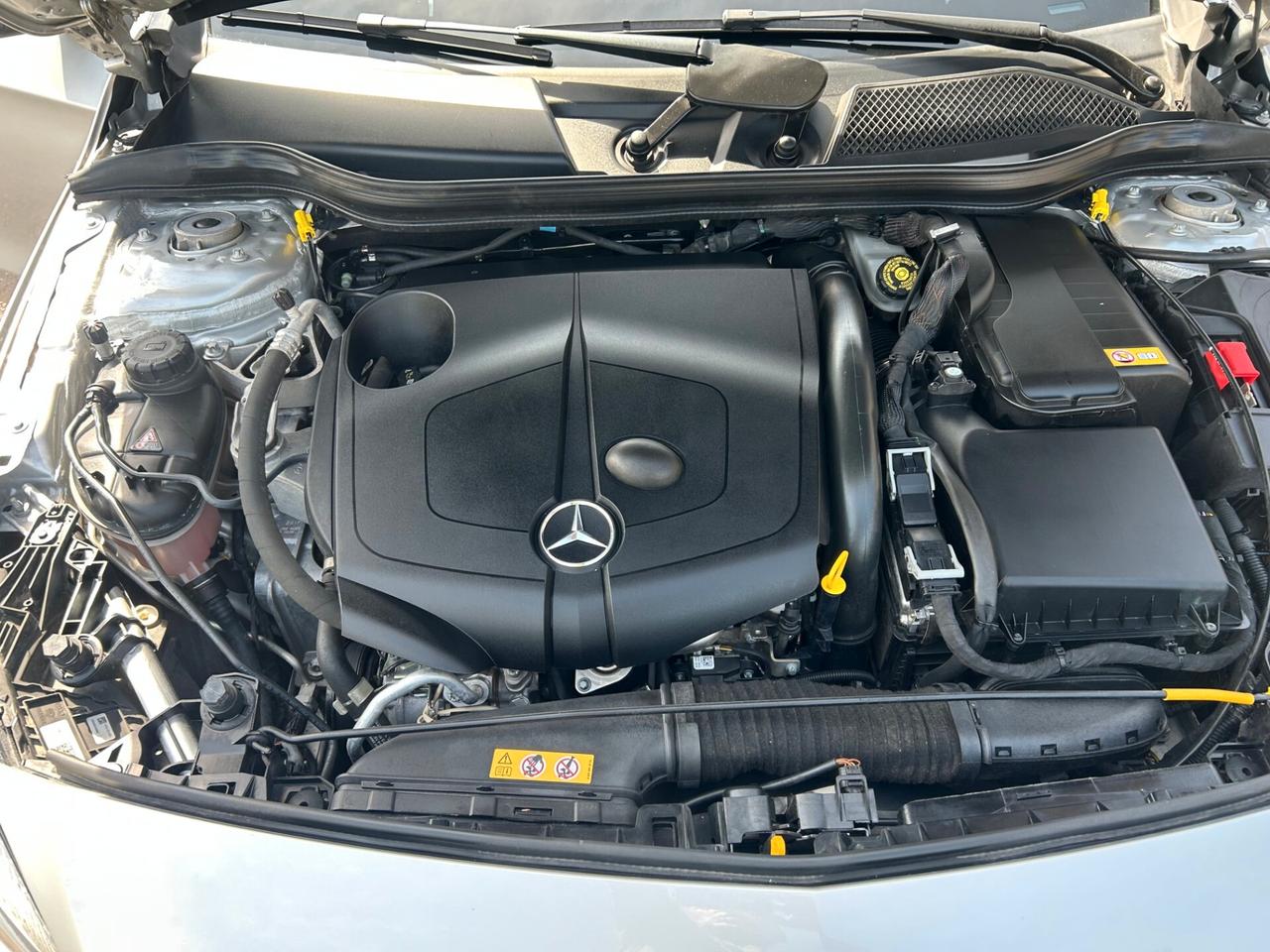 Mercedes classe a 200 CDI Sport unico proprietario tutta tagliandata mercedes ok neopatentati