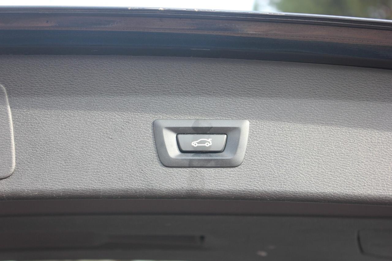 BMW X1 20d SPORT AUTO UNIPRO CRONO TAGLIANDI FULL LED TEC